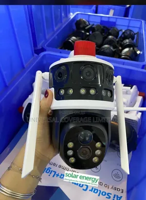 3 Lens Ai PTZ Solar Camera.

