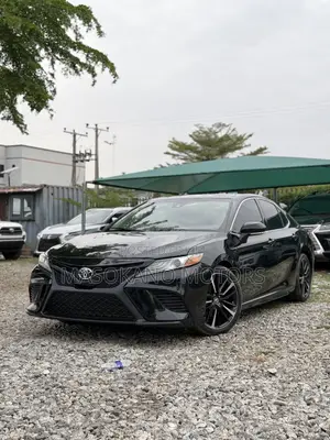 Toyota Camry XSE (2.5L 4cyl 8A) 2019 Black