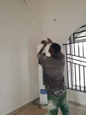 Active House Painter/ Wall Brackets
