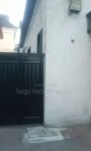 3bdrm Bungalow in Ikota Sch for rent