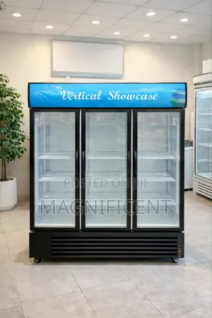 Commercial Display Fridge – Side View (Durable Body)
