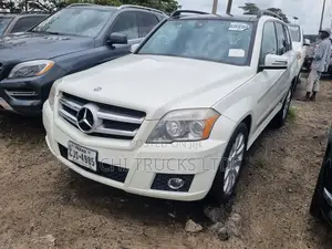 Mercedes-Benz GLK-Class 350 4MATIC 2011 White