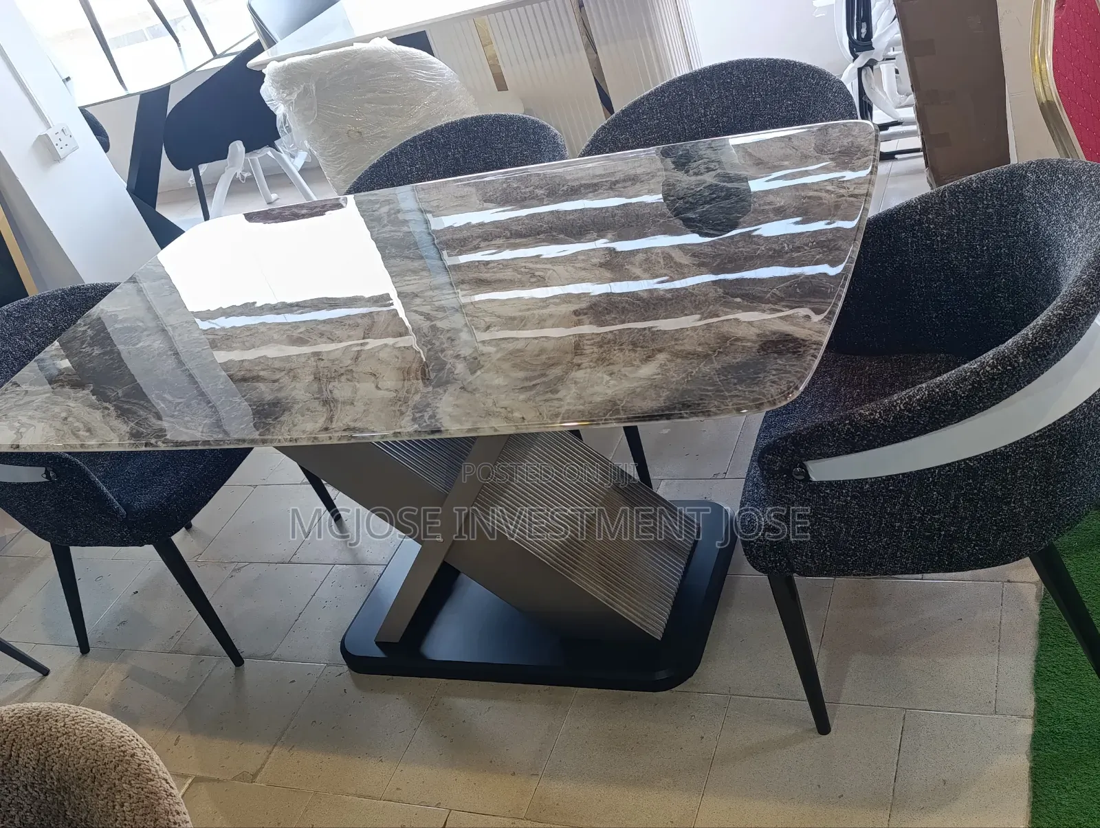 Unique Dining Table Set.