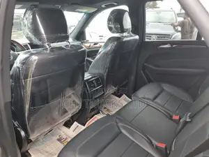 Mercedes-Benz M Class ML350 4MATIC 4dr SUV AWD (3.5L 6cyl 7A) 2015