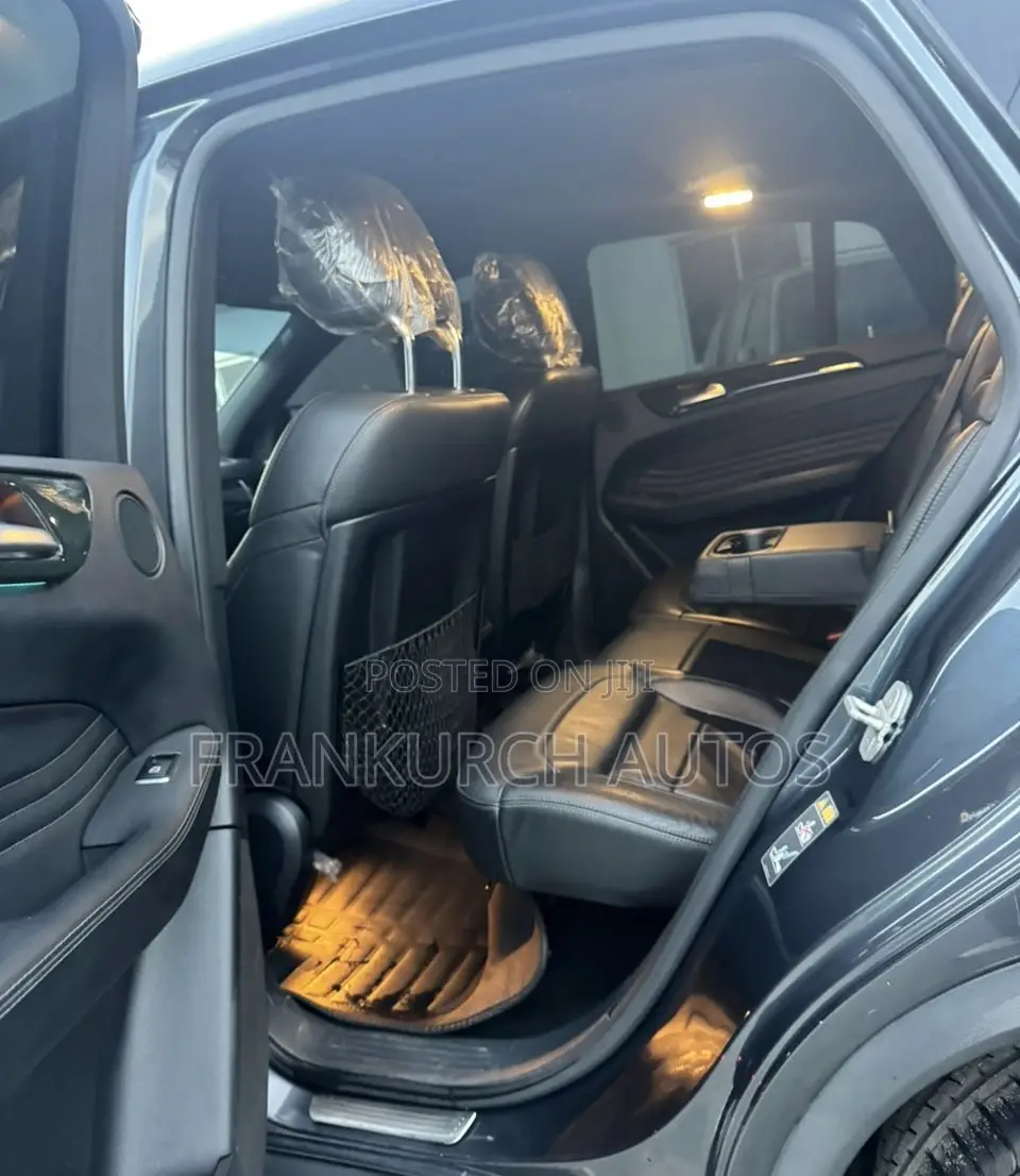Mercedes-Benz GLE-Class 2016 Gray