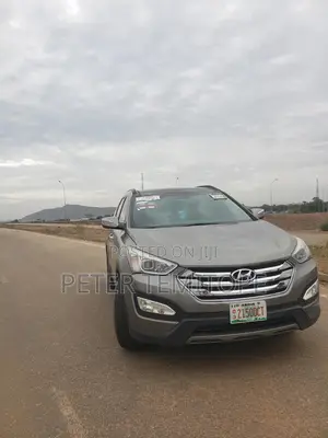 Hyundai Santa Fe Limited 4dr SUV (3.3L 6cyl 6A) 2015 Gray