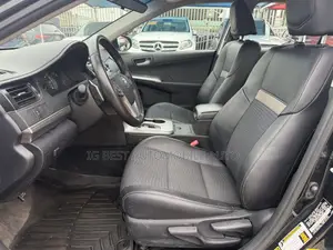 Toyota Camry SE 4dr Sedan (2.5L 4cyl 6A) 2012 Black