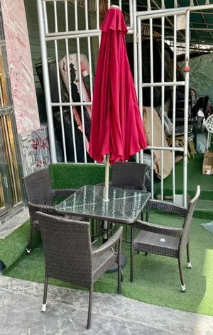 Outdoor Table and Chairs With Garden Umbrella