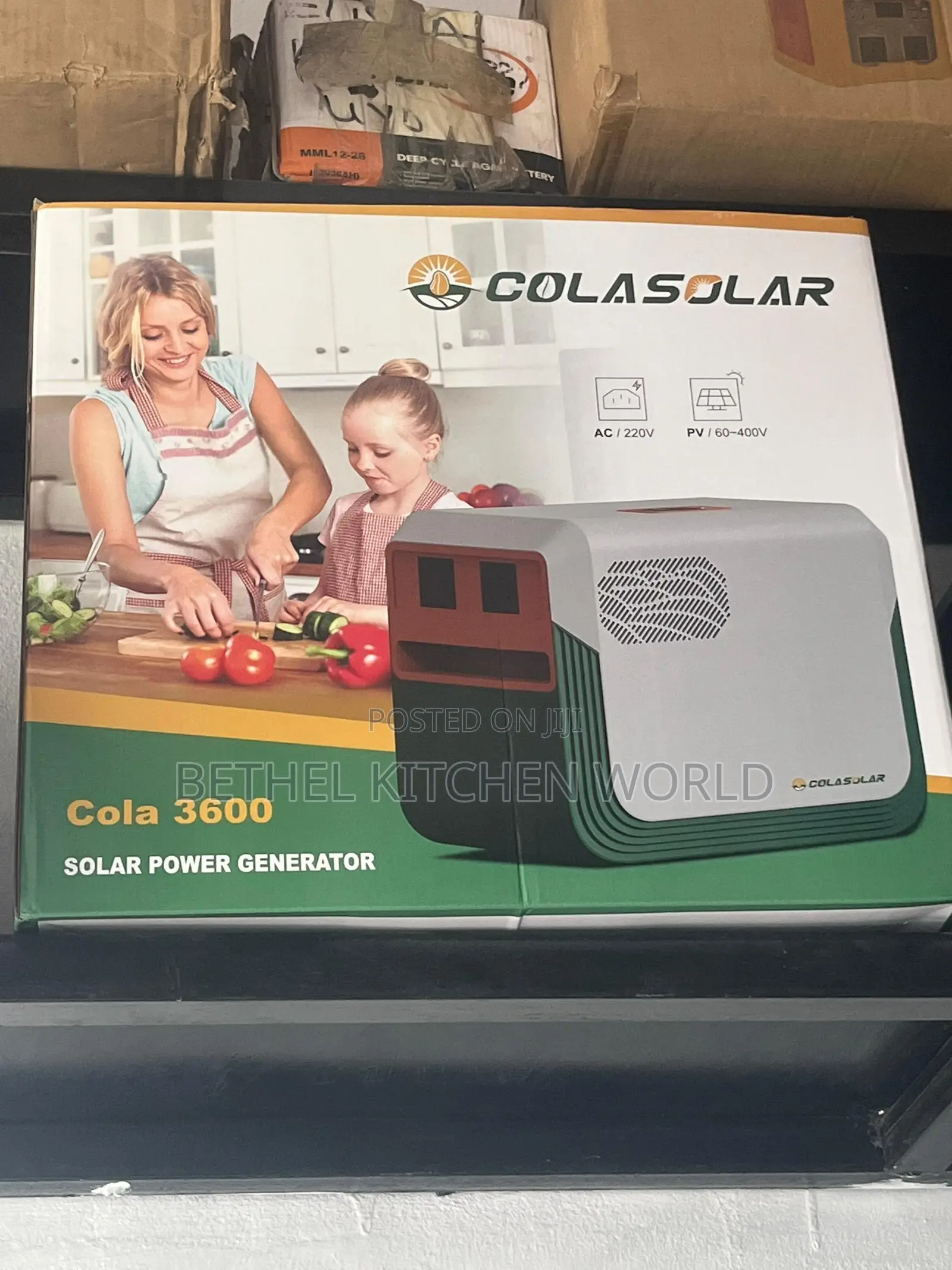 3600 Watt Cola Solar Generator With Panels