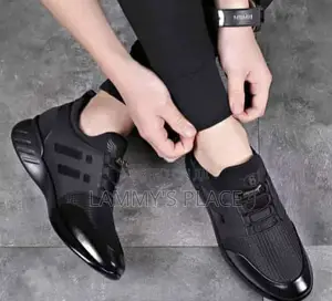 Unisex Boyfriend Shoe