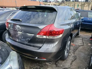 Toyota Venza XLE AWD V6 2013 Gray