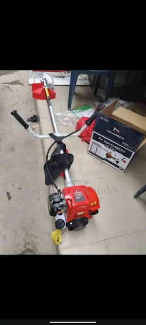 Maxmech Brush Cutter Machine 4 Stroke Maxmech Brush Cutter 4 Stroke