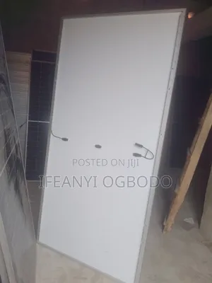 Canadian Solar Panel 590w 144cell