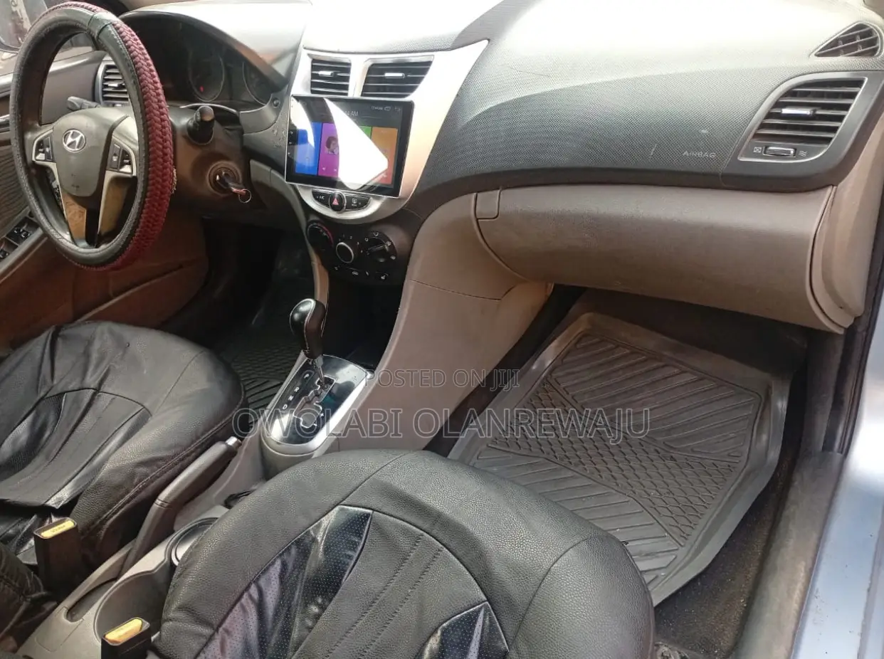 Hyundai Accent 2013 Blue