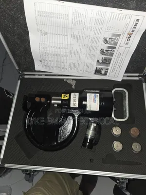 Enerpac Sp-35s Hydraulic Hole Punch Kit.