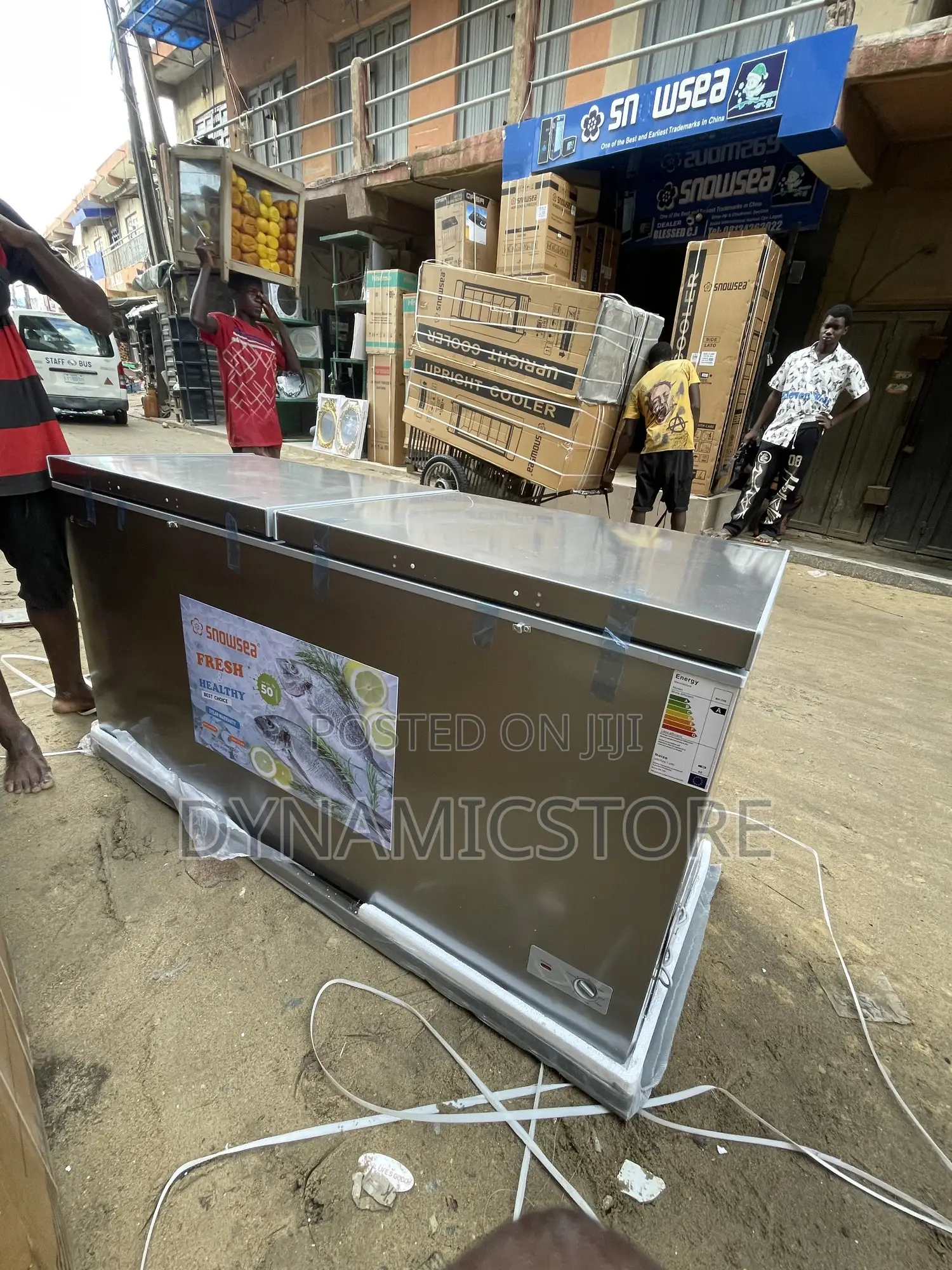 Snowsea Double Doors Freezer 700l