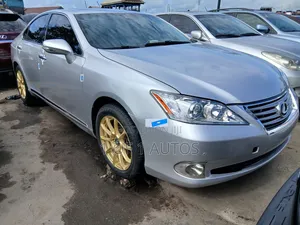 Lexus ES 350 2010 Silver