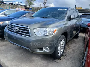 Toyota Highlander Limited 2010 Green