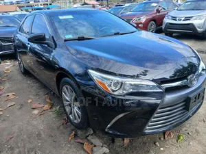 Toyota Camry XLE V6 4dr Sedan (3.6L 6cyl 6A) 2016 Black