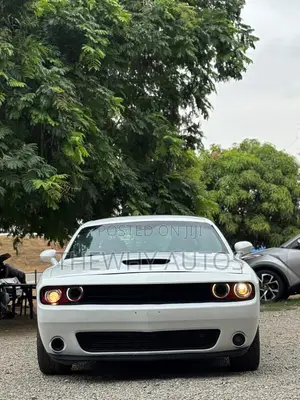 Dodge Challenger GT 2022 White