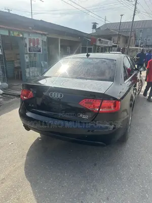 Audi A4 2.0T Premium Quattro 2012 Black