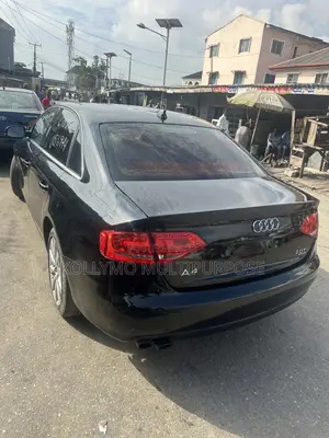 Audi A4 2.0T Premium Quattro 2012 Black