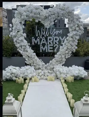 Proposal Decor With White Flowers