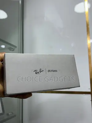 Ray-Ban Smart Glass