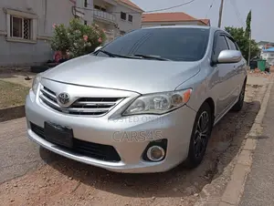 Toyota Corolla 2010 Silver
