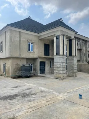 5bdrm Duplex in Alheri Main Akala for sale