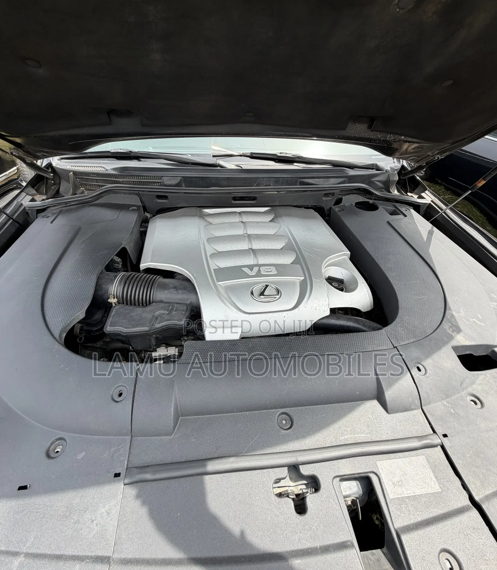 Lexus LX 570 2010 Black