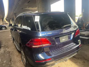 Mercedes-Benz GLE-Class GLE 350d 4MATIC 2016 Blue