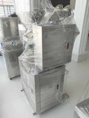 1kg Granule Packaging Machine With Auto Loader and Conveyor