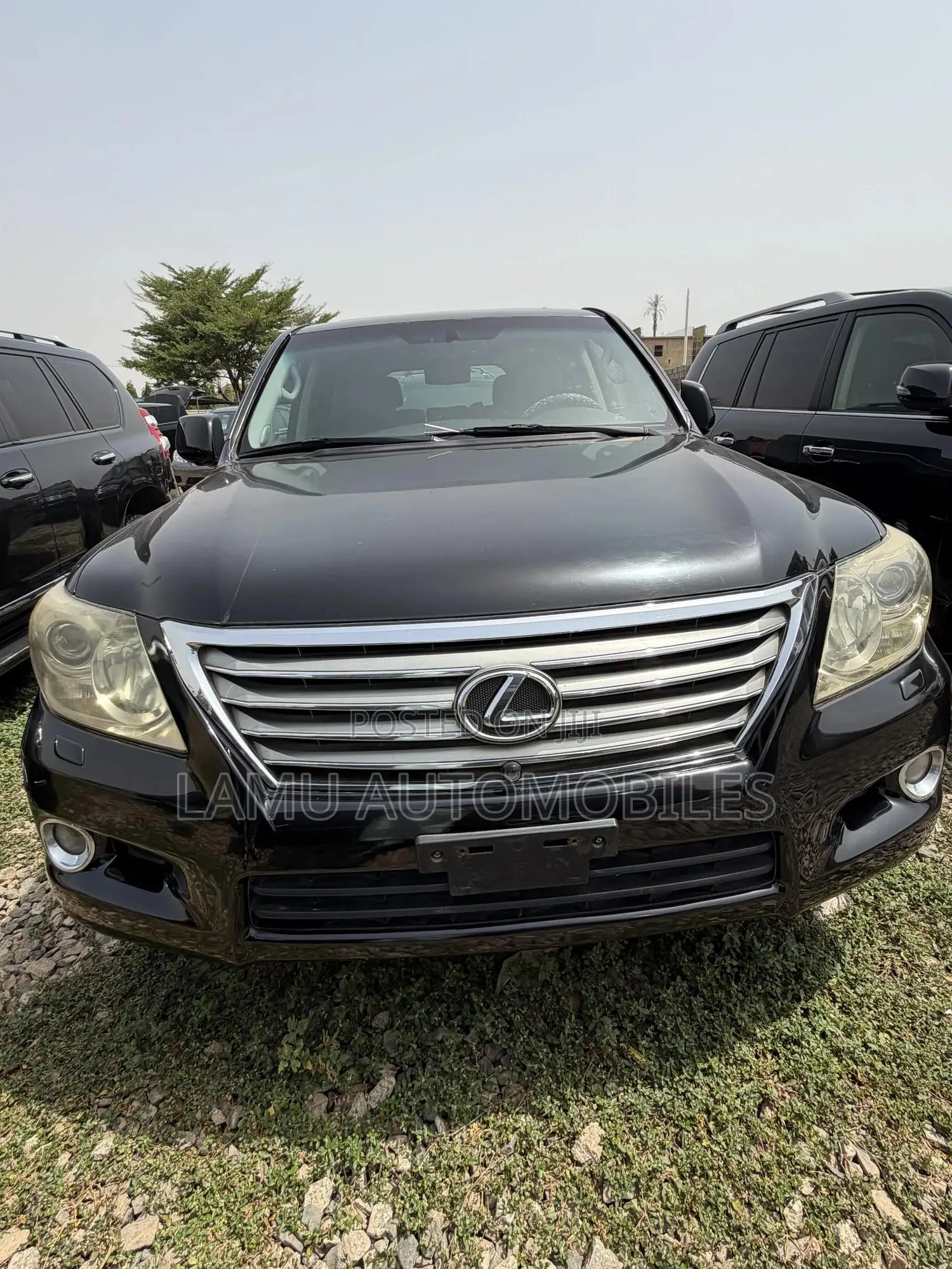 Lexus LX 570 2010 Black
