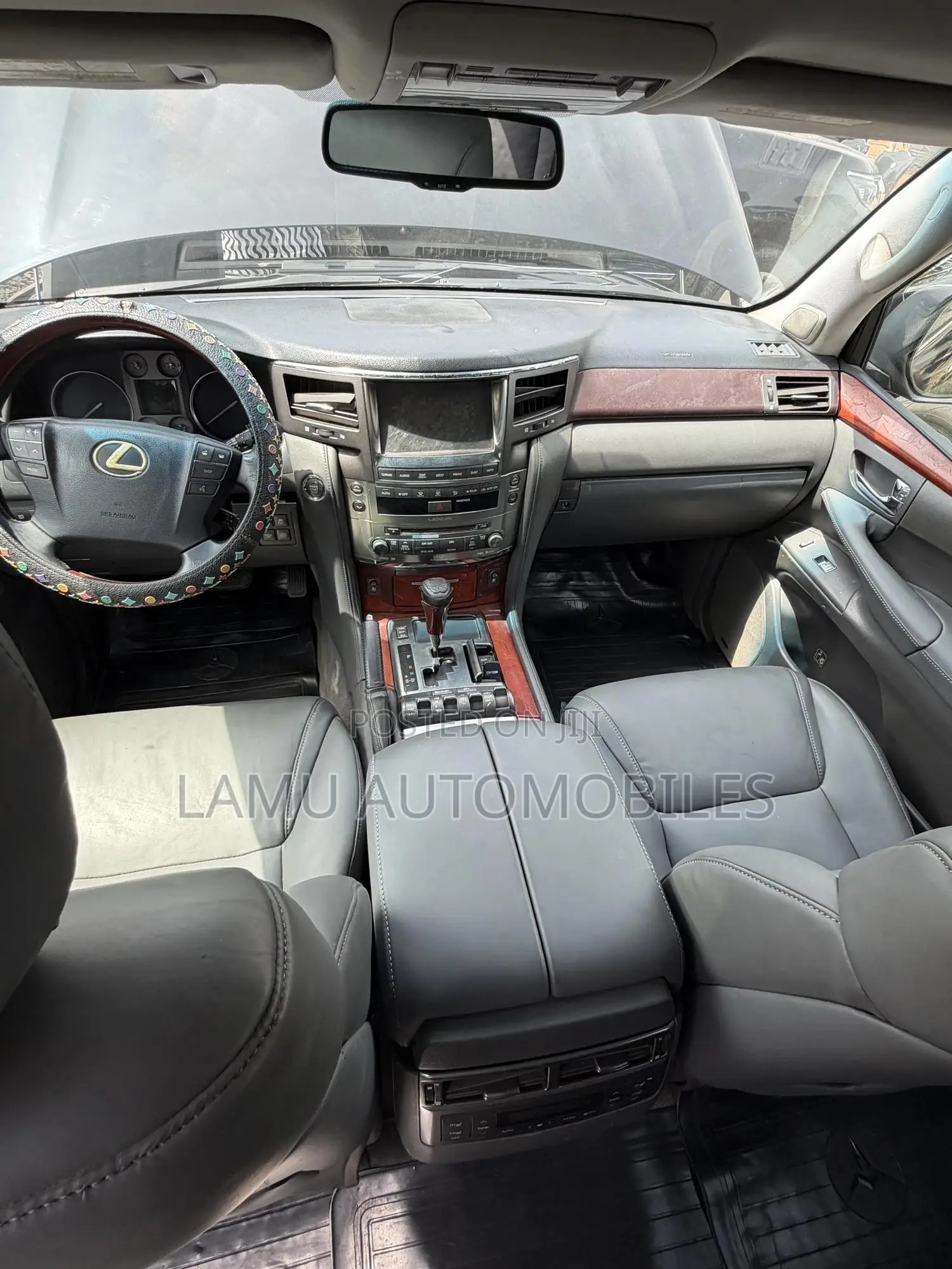Lexus LX 570 2010 Black