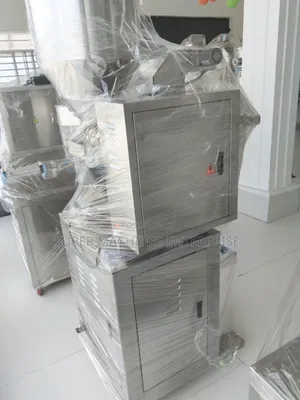 1 Kg Granule Packaging Machine With Auto Loader and Conveyor