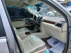 Lexus GX 460 Base 2018 Silver