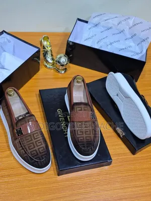 Givenchy Flat Laceless Shoes