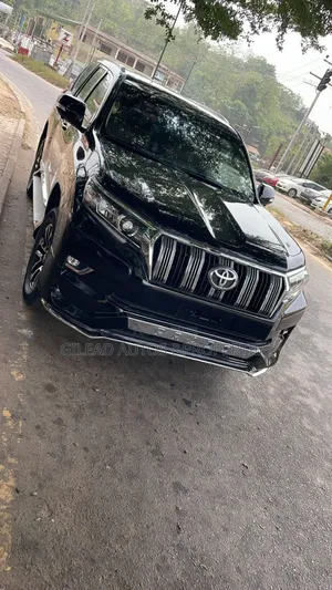 Toyota Land Cruiser Prado 4.0 Petrol TX-L 2017 Black