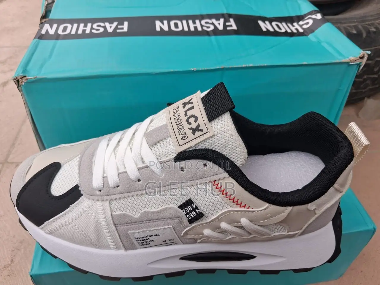Distressed Pattern Stock Sneakers