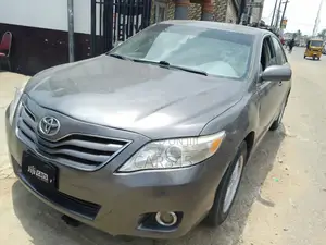 Toyota Camry 2010 Gray