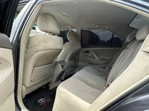 Toyota Camry 2011 Gray