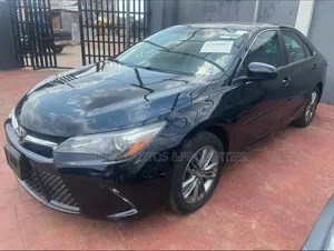 Toyota Camry SE 4dr Sedan (2.5L 4cyl 6A) 2017 Black
