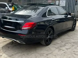 Mercedes-Benz E300 2019 Black