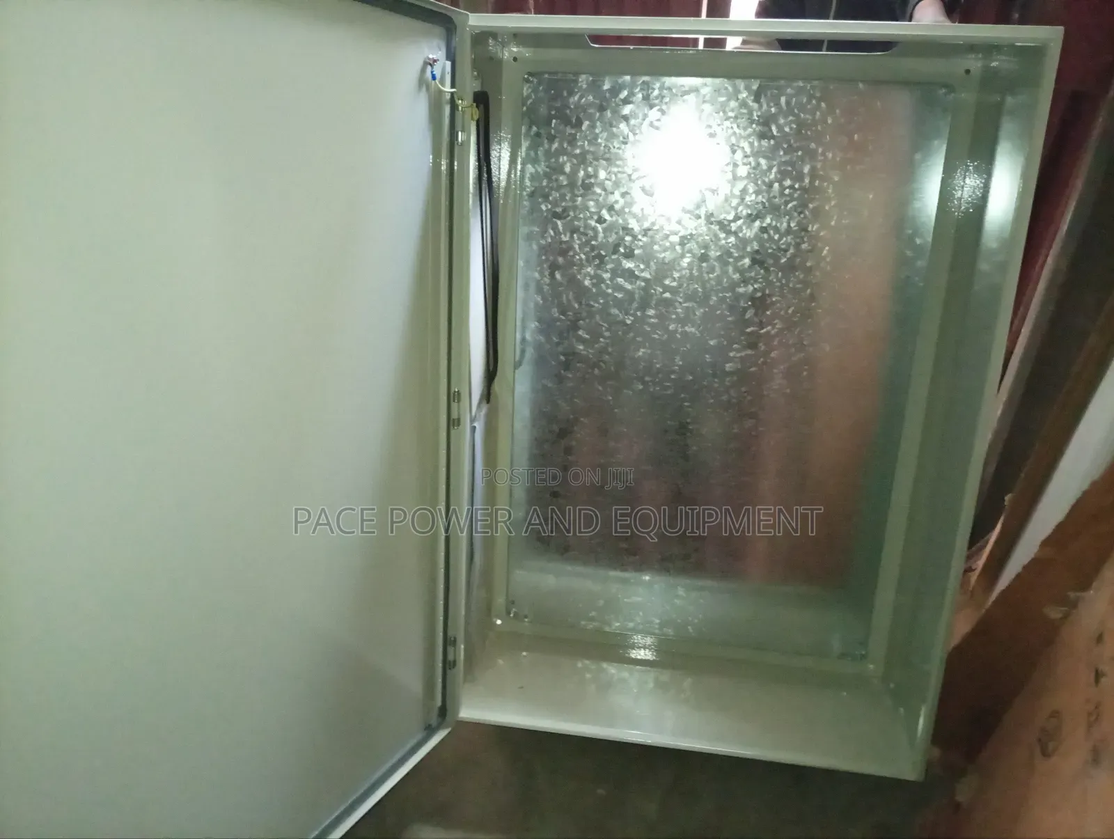 1000*600*300mm Panel Box