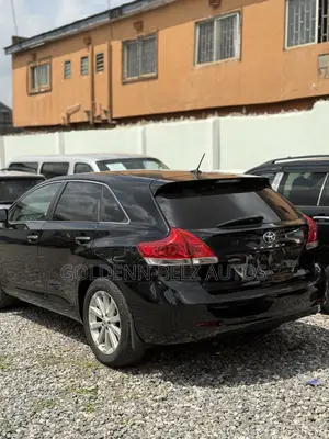 Toyota Venza LE 2010 Black