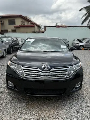Toyota Venza LE 2010 Black