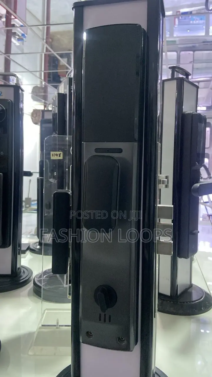Intelligent Smart Lock. Acs 1194