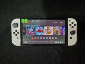 Nintendo Switch Oled Hacked With 8 Games Sale or Swap