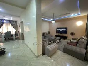 Spacious Single Room Shortlet